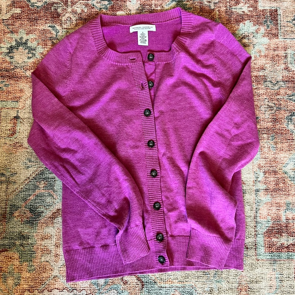 Banana Republic fine merino wool cardigan